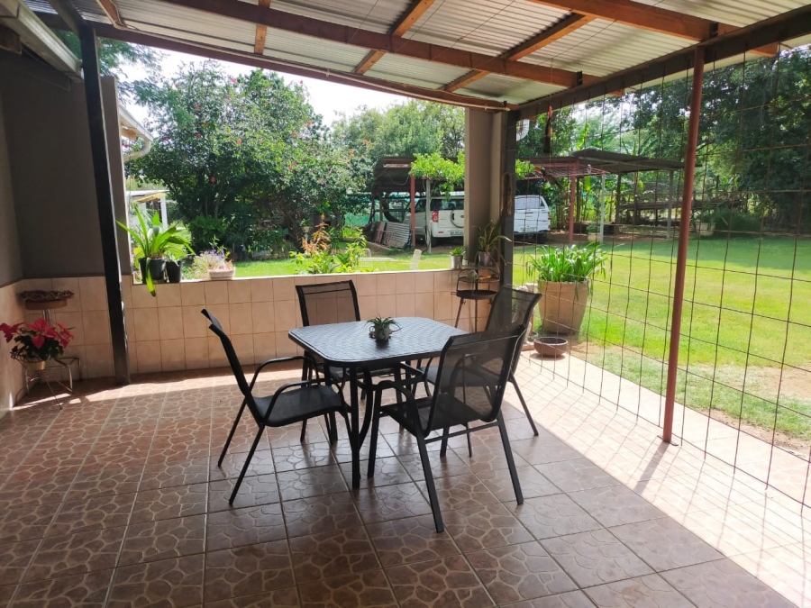 4 Bedroom Property for Sale in Kroondal North West